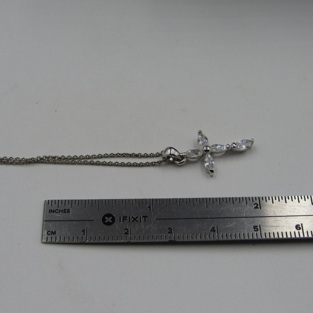 16" Sterling Silver Cubic Zirconia Cross Necklace - Picture 5 of 6